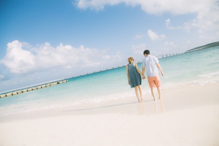 海岸での2人の写真