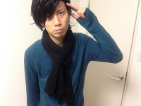 マフラーを巻いている写メ