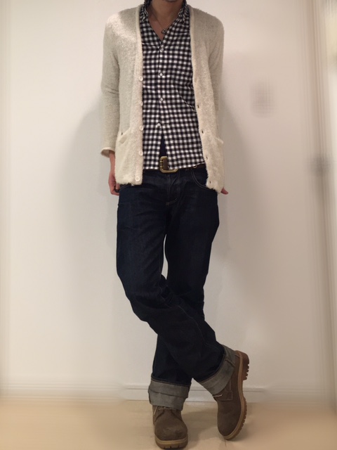 【スナップ写真】白カーデ×ギンガムチェック